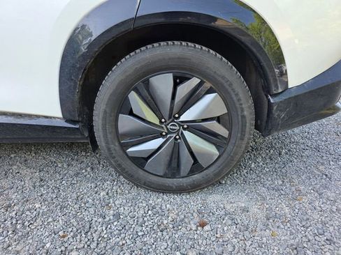 Used 2023 Nissan Ariya FWD image 9