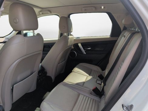 Used 2020 Land Rover Discovery Sport S image 13