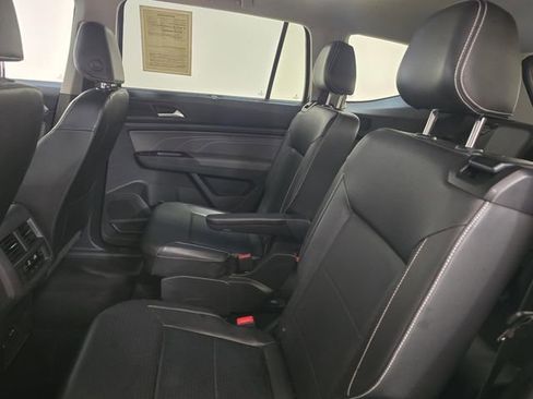 Used 2022 Volkswagen Atlas SEL AWD/4WD image 14