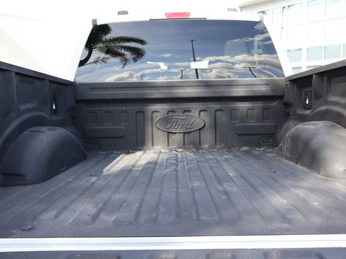 Used 2022 Ford F150 Lightning Pro image 19