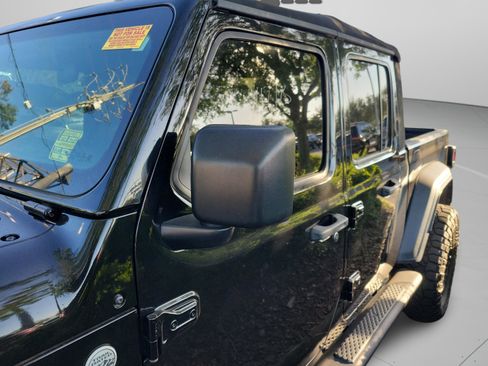 Used 2020 Jeep Gladiator Sport w/ Quick Order Package 24S AWD/4WD image 9