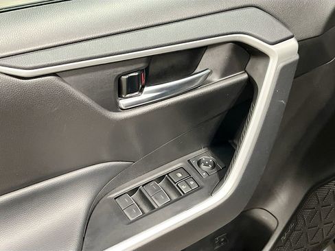 Used 2024 Toyota RAV4 XLE image 12