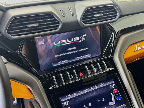 Used 2024 Lamborghini Urus S AWD/4WD image 13