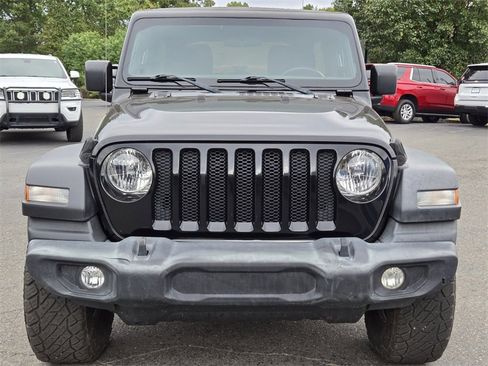 Used 2018 Jeep Wrangler Unlimited Sport S image 8