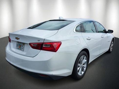 Used 2023 Chevrolet Malibu LT image 4