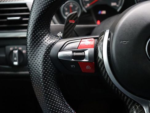 Used 2018 BMW M4 Coupe image 19