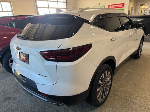 Used 2023 Chevrolet Blazer Premier w/ Driver Confidence II Package image 5