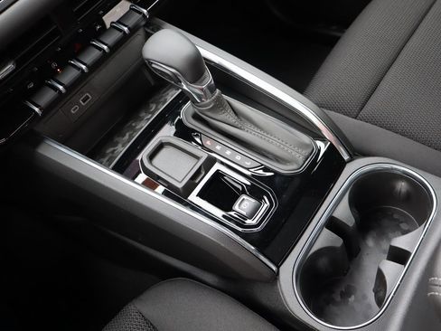 New 2026 GMC Canyon Elevation w/ Convenience Package image 17