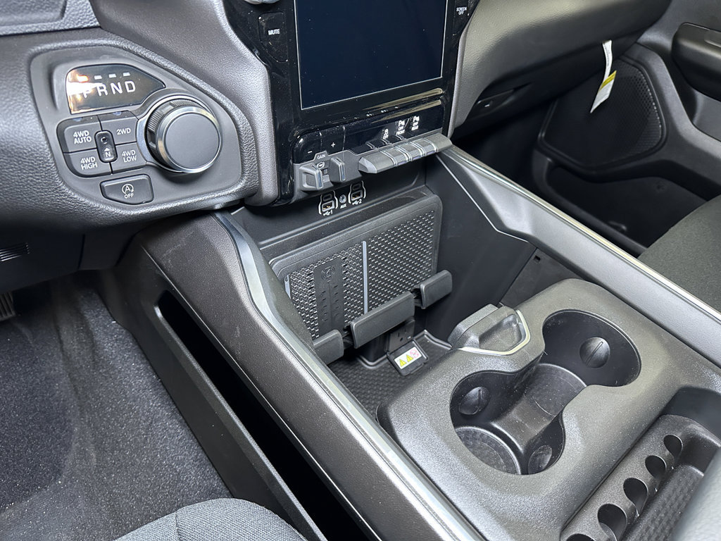New 2026 RAM 1500 Big Horn AWD/4WD image 31