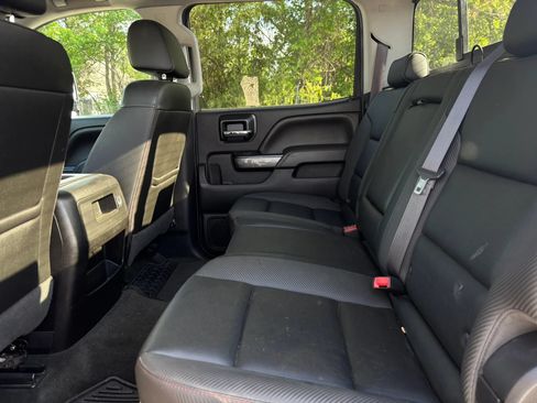 Used 2016 GMC Sierra 2500 SLT w/ All-Terrain HD Package AWD/4WD image 14