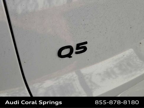 Used 2025 Audi Q5 Premium w/ Convenience Package image 19