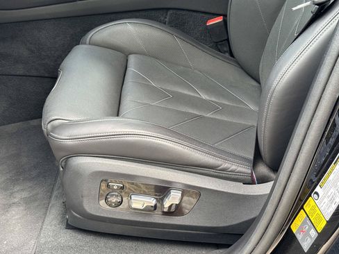 Used 2023 BMW XM AWD/4WD image 20