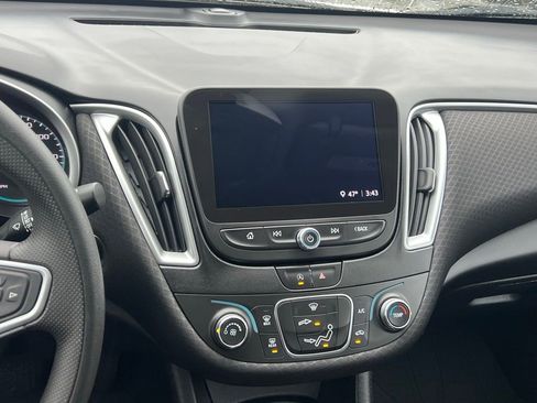 Used 2022 Chevrolet Malibu LS w/ LPO, Floor Liner Package image 20