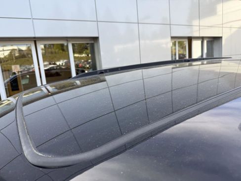 Used 2024 Jeep Grand Cherokee L Limited w/ Luxury Tech Group II image 9