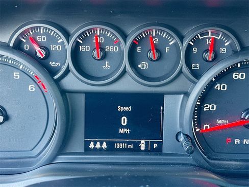 Certified 2024 Chevrolet Silverado 1500 Custom image 12