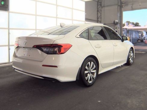 Used 2023 Honda Civic LX image 2