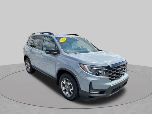 Used 2022 Honda Passport TrailSport image 5