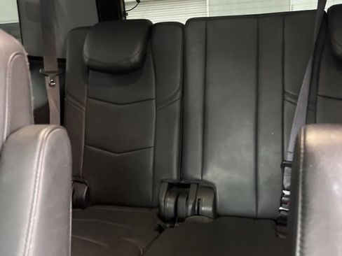 Used 2016 Cadillac Escalade Premium image 9