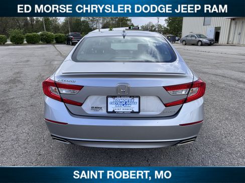 Used 2019 Honda Accord Sport image 3