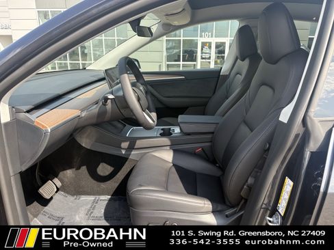 Used 2025 Tesla Model Y Long Range image 7