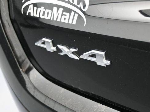 Used 2024 Jeep Compass Latitude image 30