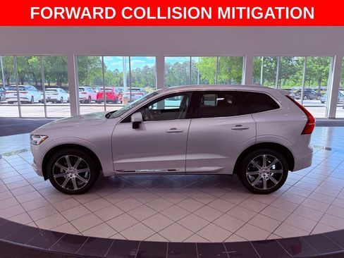 Used 2021 Volvo XC60 T5 Inscription w/ Protection Package Premier FWD image 4