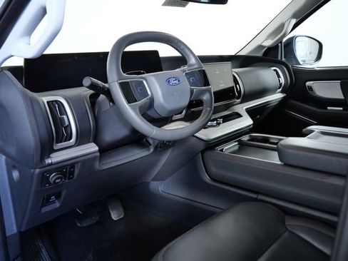 Certified 2025 Ford Expedition Max Active image 17