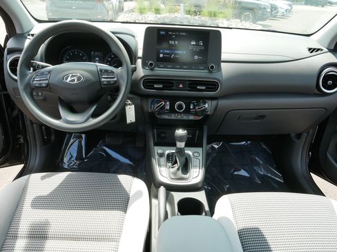 Used 2023 Hyundai Kona SE w/ Cargo Package AWD/4WD image 21
