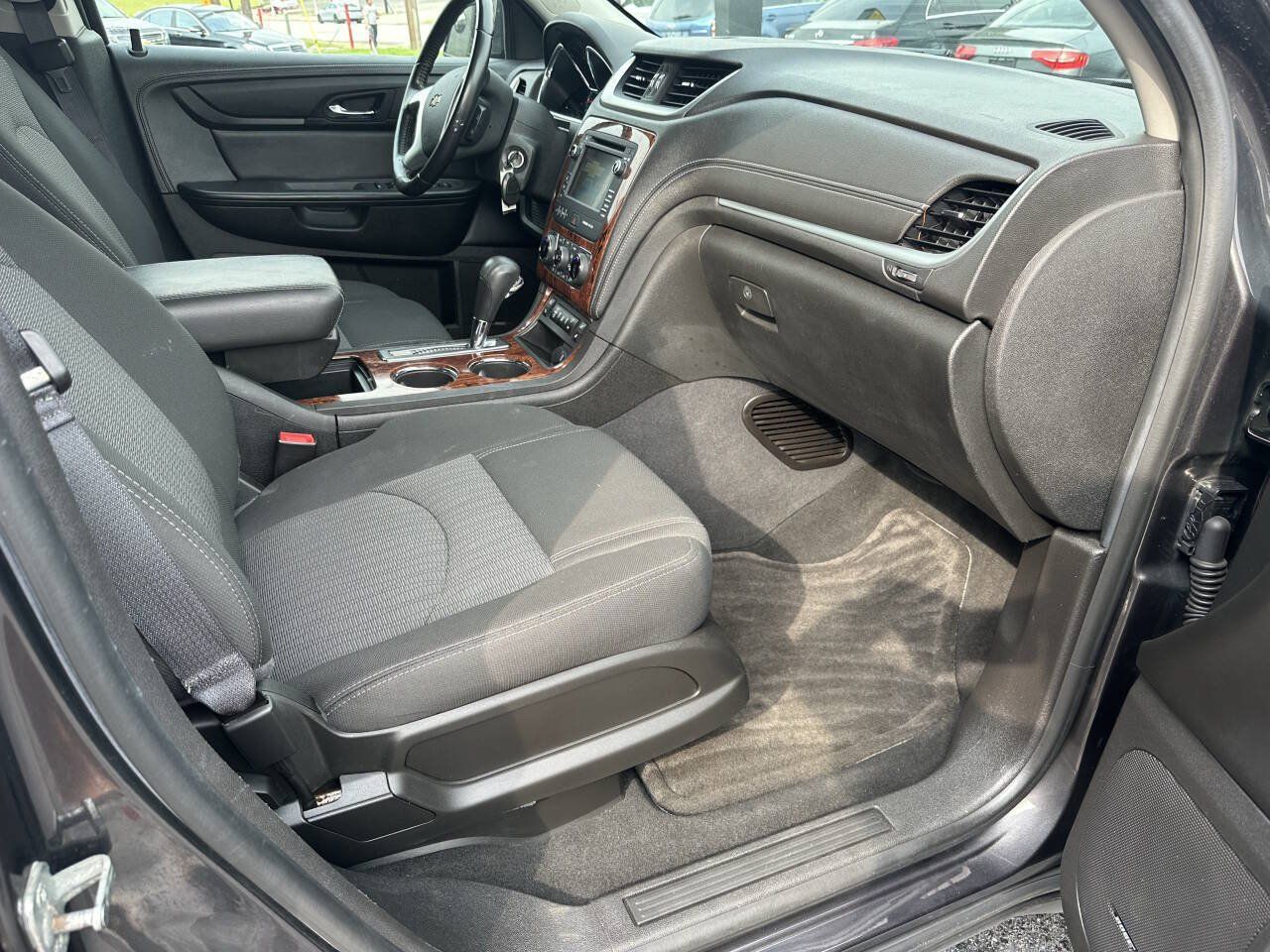 Used 2014 Chevrolet Traverse LT AWD/4WD image 20