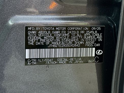 New 2025 Lexus IS 350 F Sport w/ Navigation Package image 32