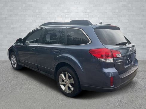 Used 2014 Subaru Outback 2.5i Premium image 10