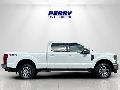 Used 2022 Ford F250 Lariat w/ Lariat Ultimate Package image 3