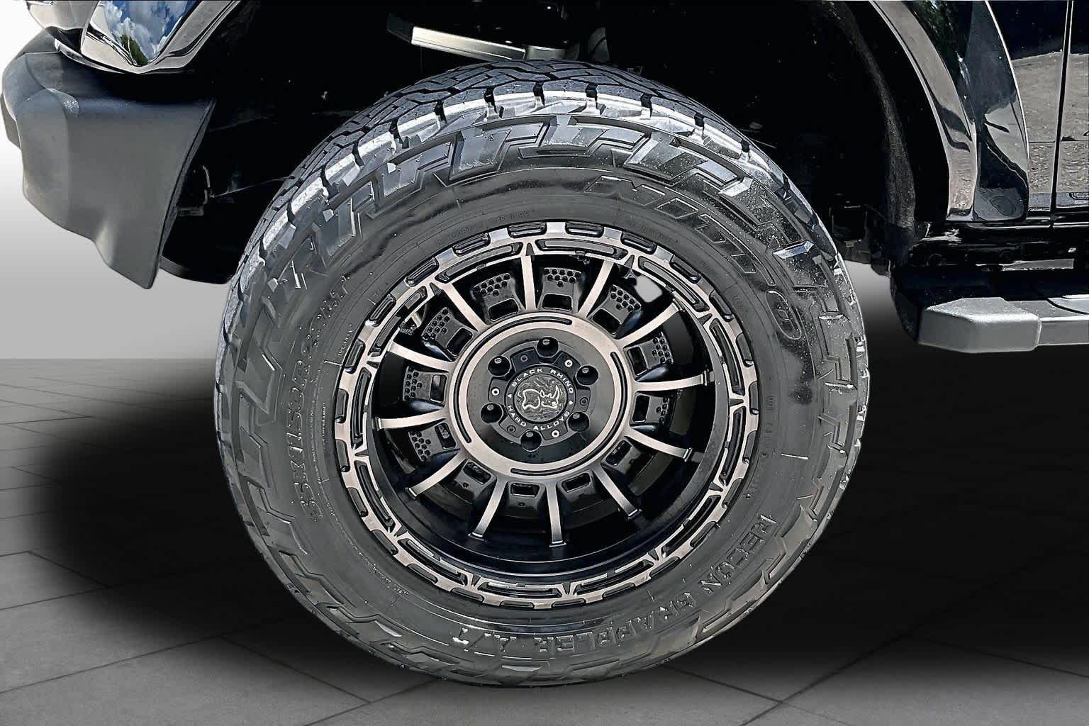Used 2022 Ford Bronco Outer Banks AWD/4WD image 11