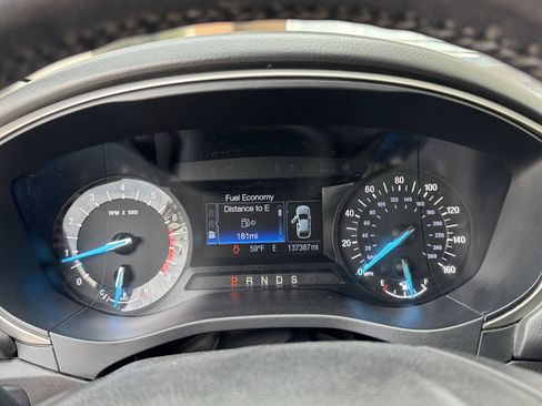 Used 2014 Ford Fusion SE w/ Equipment Group 202A image 19