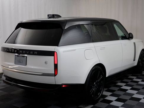 New 2025 Land Rover Range Rover SV AWD/4WD image 24