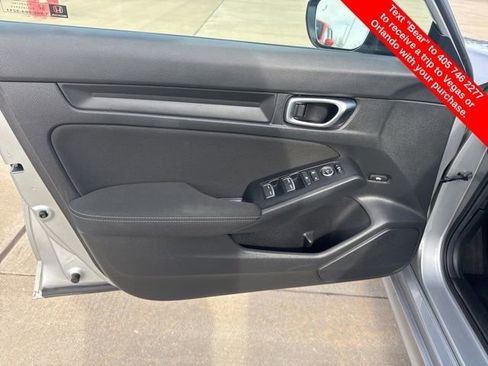 Used 2025 Honda Civic Sport image 14