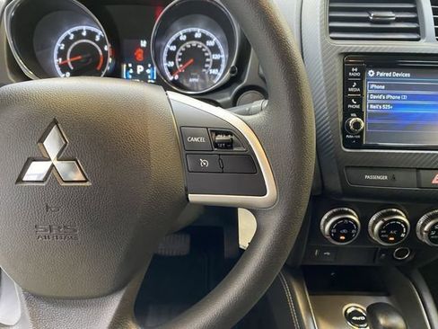 Used 2025 Mitsubishi Outlander Sport ES AWD/4WD image 30