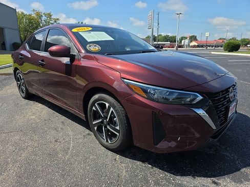 Used 2024 Nissan Sentra SV FWD image 3