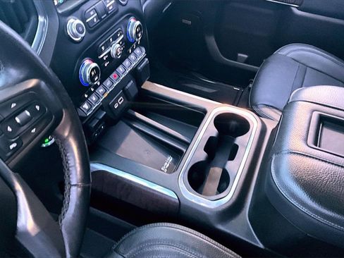 Used 2021 GMC Sierra 3500 Denali w/ Denali Ultimate Package image 15