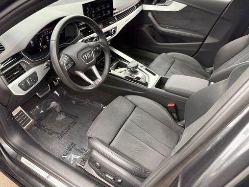 Used 2022 Audi A4 2.0T Premium Plus w/ Premium Plus Package AWD/4WD image 10
