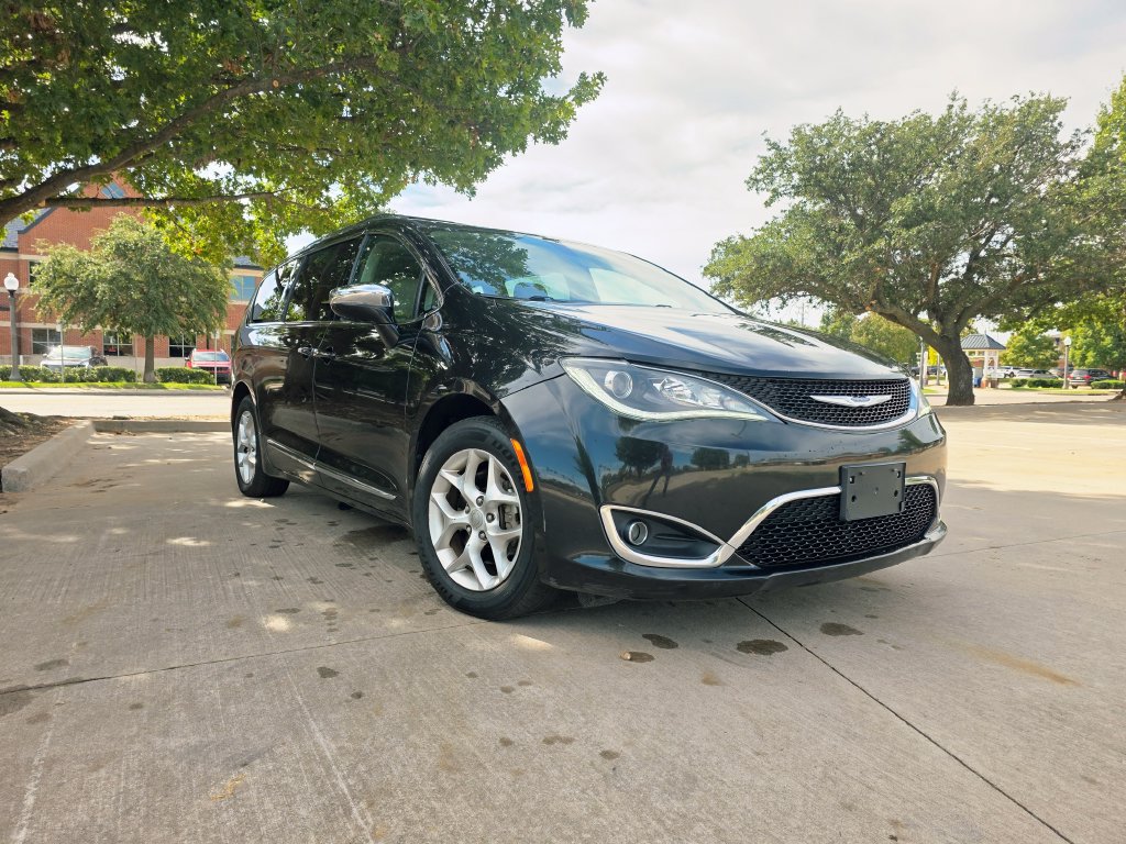 Used 2020 Chrysler Pacifica Limited FWD image 8
