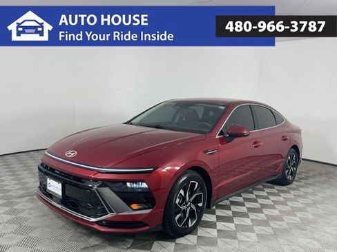 Used 2025 Hyundai Sonata SEL FWD image 1