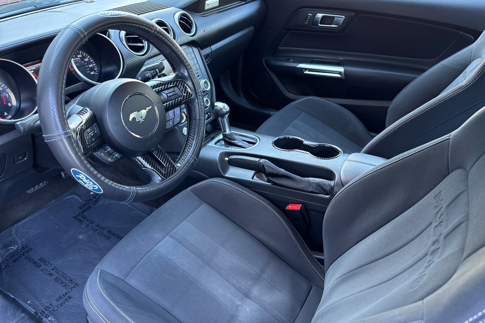 Used 2018 Ford Mustang Coupe RWD image 10