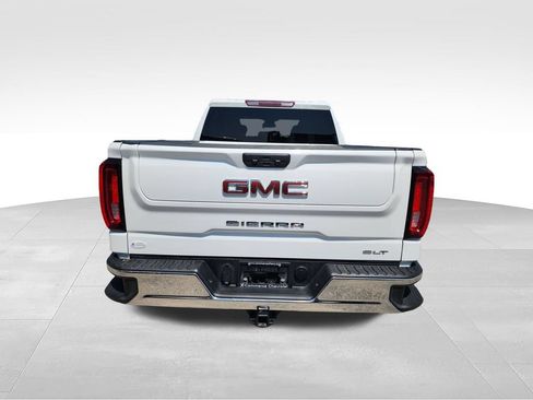 Used 2025 GMC Sierra 1500 SLT AWD/4WD image 7