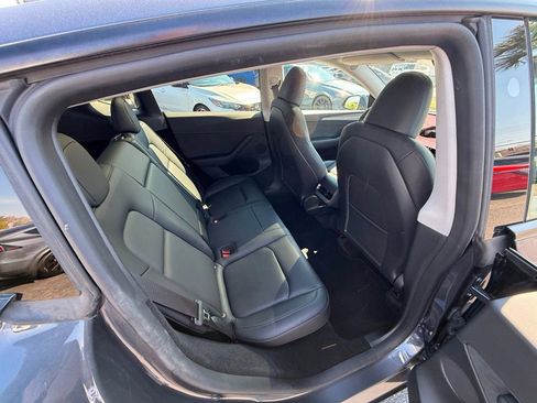 Used 2023 Tesla Model Y Performance image 26