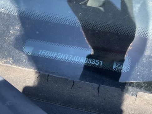 Used 2018 Ford F550 4x4 Regular Cab Super Duty image 10