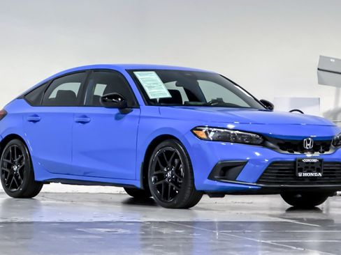 Used 2024 Honda Civic Sport image 6