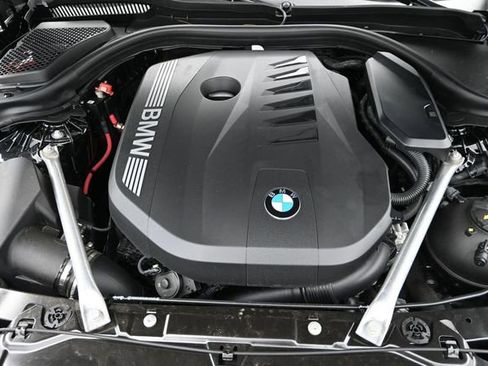 Used 2024 BMW 540i xDrive w/ Premium Package AWD/4WD image 20