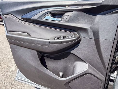 Certified 2023 Chevrolet TrailBlazer RS w/ Convenience Package image 40