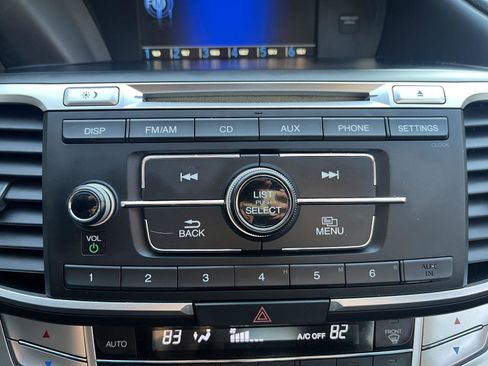 Used 2015 Honda Accord Sport image 26